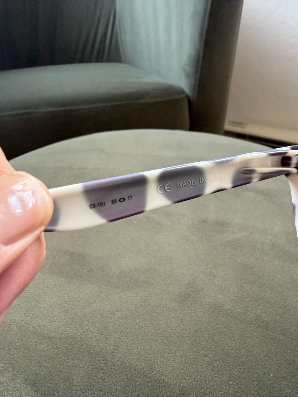 Collectors Oakley Frogskins in limited-edition Dalmatian - Picture 5 of 6